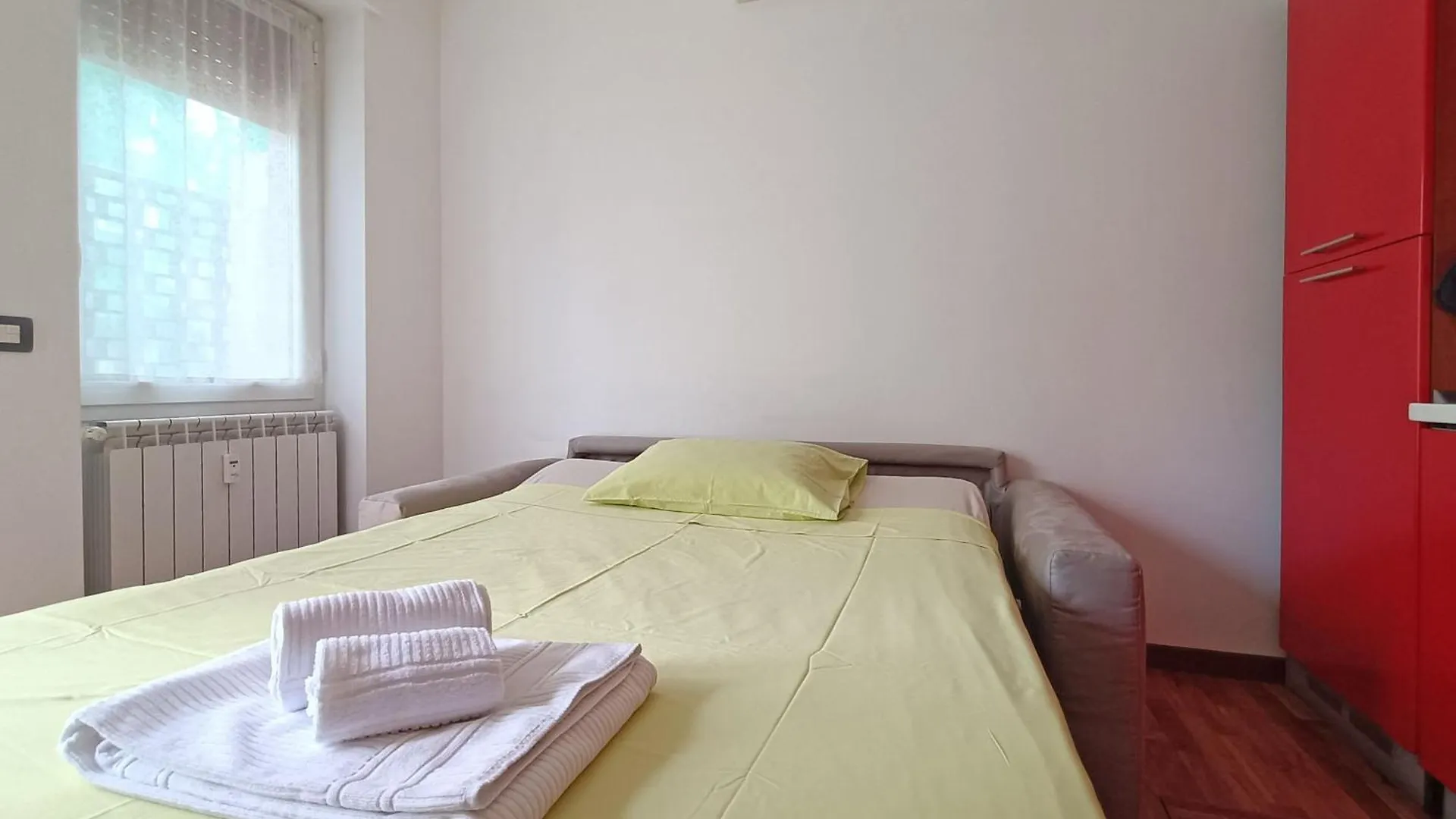 Sahi - Via Dei Ciclamini Mm1 Primaticcio, Stadio San Siro, Ospedale San Carlo Milan Apartment