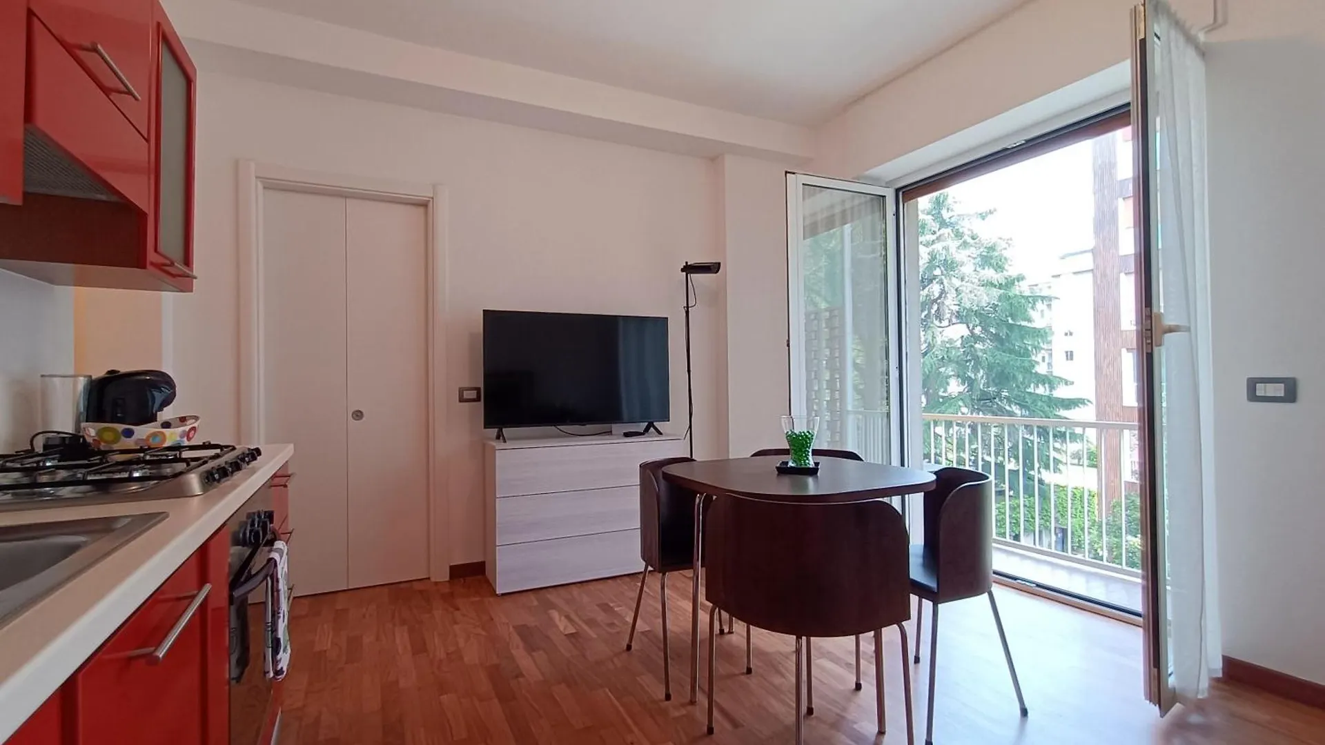 Sahi - Via Dei Ciclamini Mm1 Primaticcio, Stadio San Siro, Ospedale San Carlo Milan Apartment